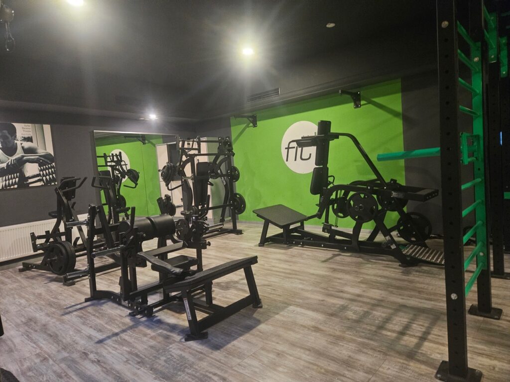 fit+ Koenigslutter Kraftraum